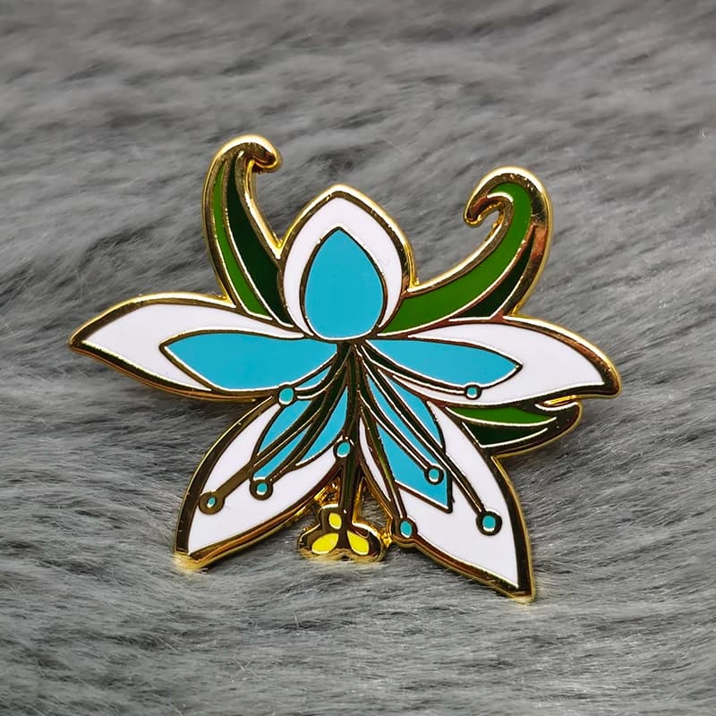 Beautiful Flower Enamel Pins Game Cartoon Brooches Clothes Backpack Hat Lapel Badges Fashion Jewelry Accessories Souvenir Gifts